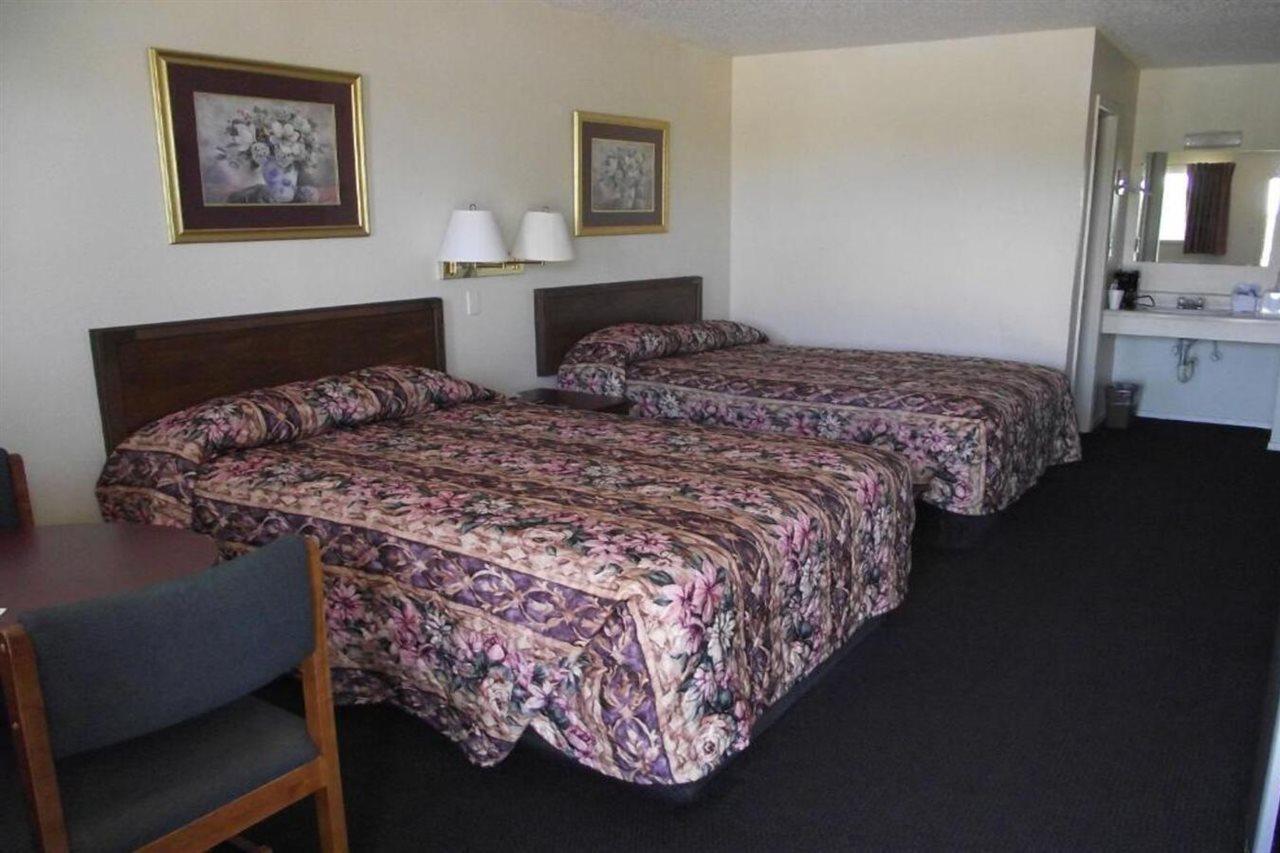 Glen Rose Inn & Suites Exteriér fotografie